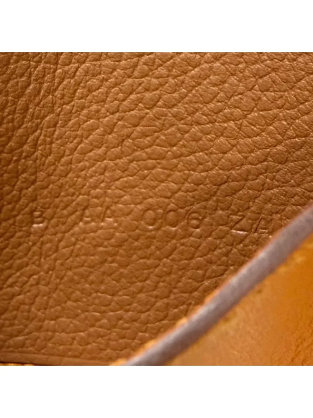 Hermes Ever Color Clou de Selle Leather Card Case Apricot Gold